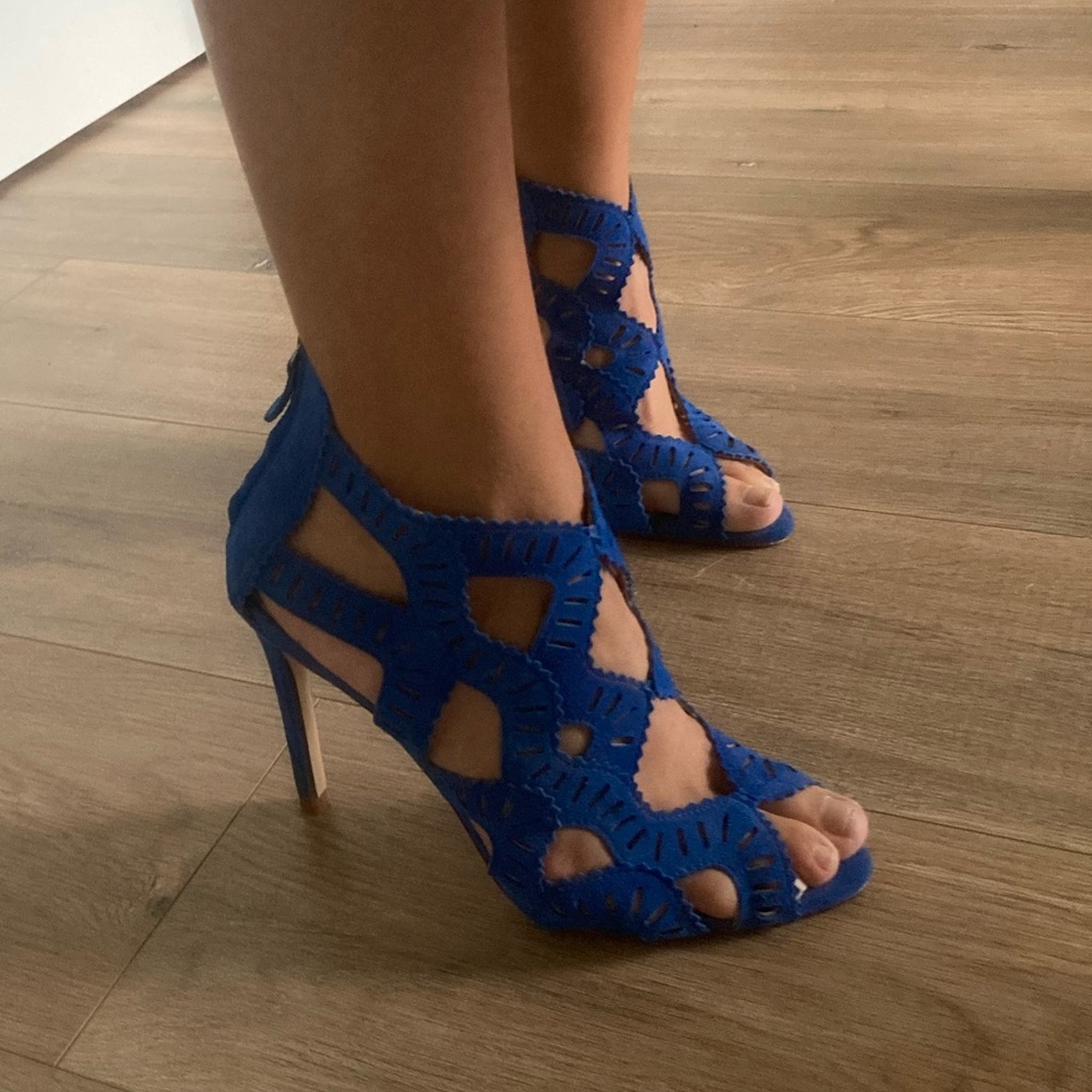 Zara basic strappy heel